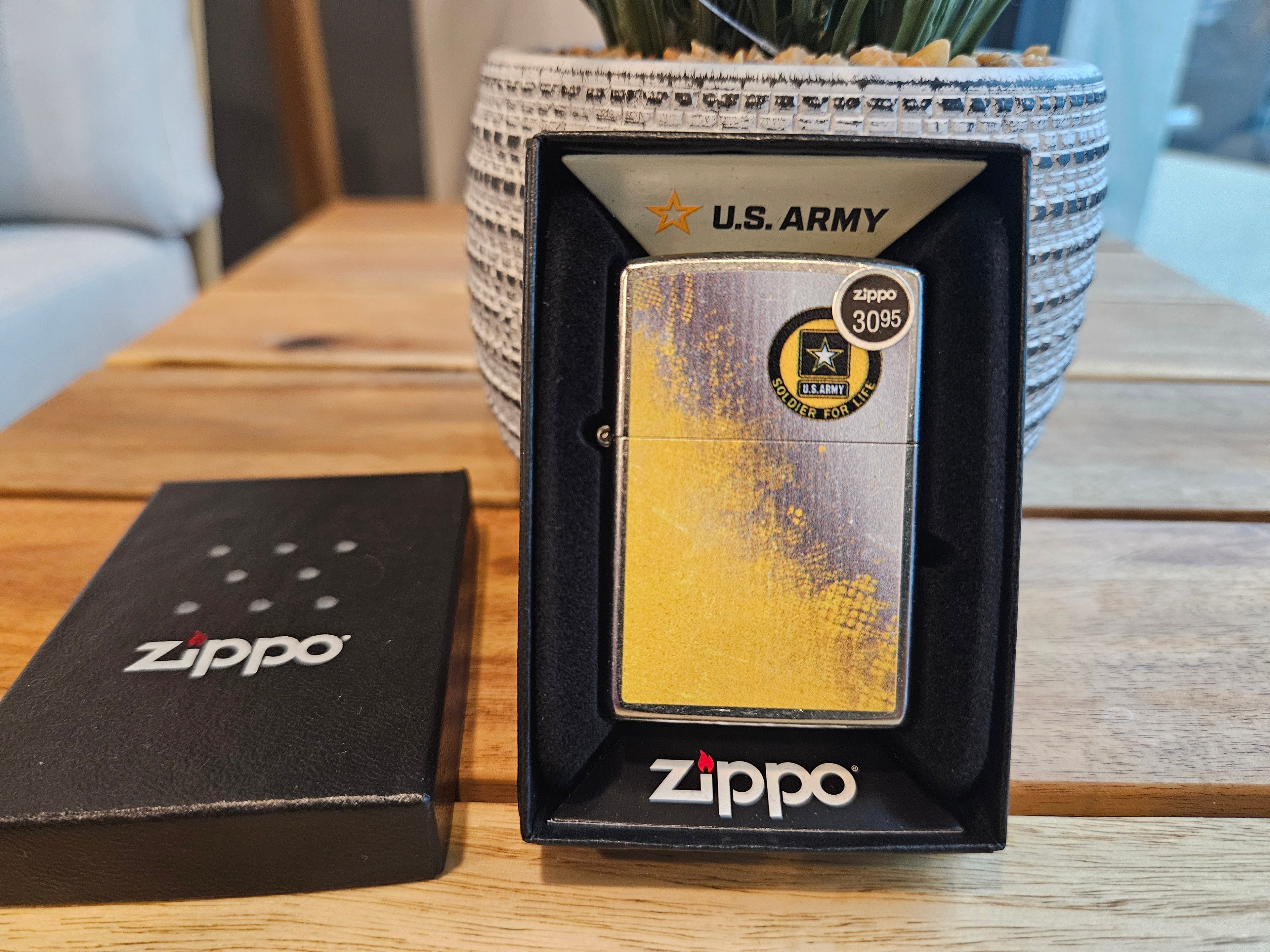 Zippo Lighter US Army Soldier for Life Street Chrome