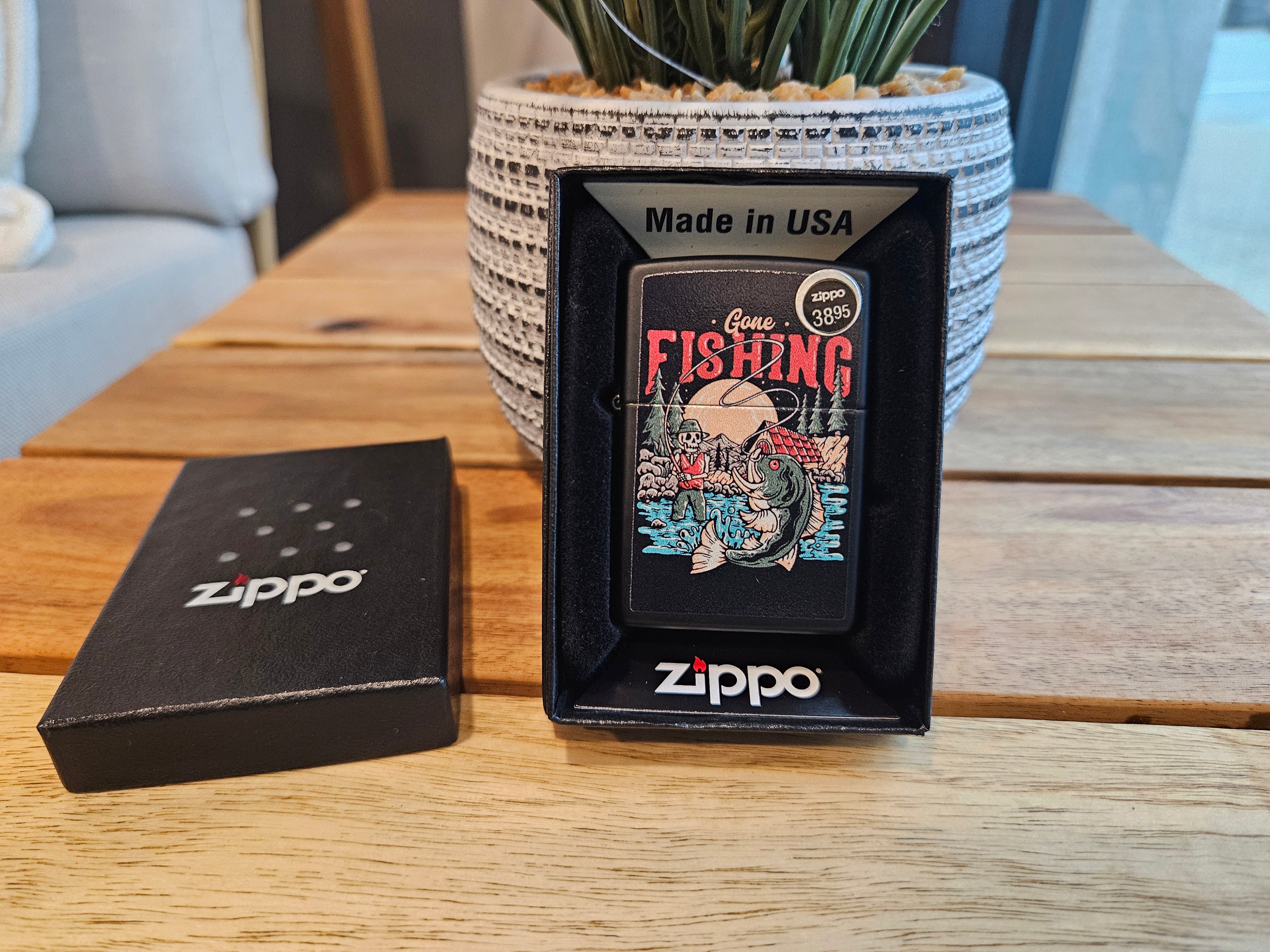 Zippo Lighter: Skull, Gone Fishing Design